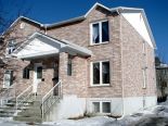 Maison en rangée / de ville à Sherbrooke, Estrie Maison en rangée / de ville à Sherbrooke, Estrie