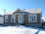 Bungalow � Lac-M�gantic, Estrie