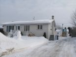 Bungalow à Chicoutimi, Saguenay-Lac-Saint-Jean Bungalow à Chicoutimi, Saguenay-Lac-Saint-Jean