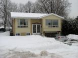 Bungalow à Longueuil, Montérégie (Rive-Sud Montréal) Bungalow à Longueuil, Montérégie (Rive-Sud Montréal)