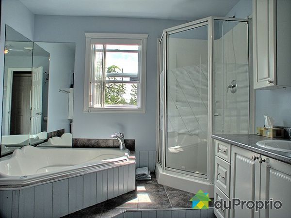 Salle de bain - Bain tourbillon