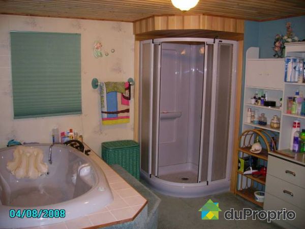 Salle de bain sous-sol - Tel que convenu,
Image &agrave; changer