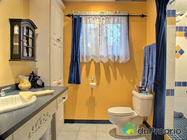 Salle de bain sous-sol