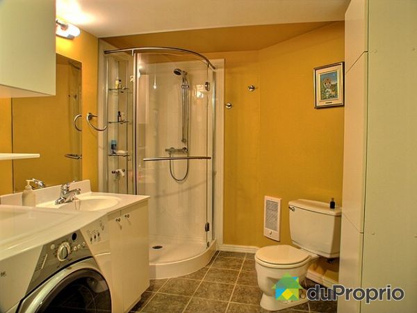 Salle de bain sous-sol
