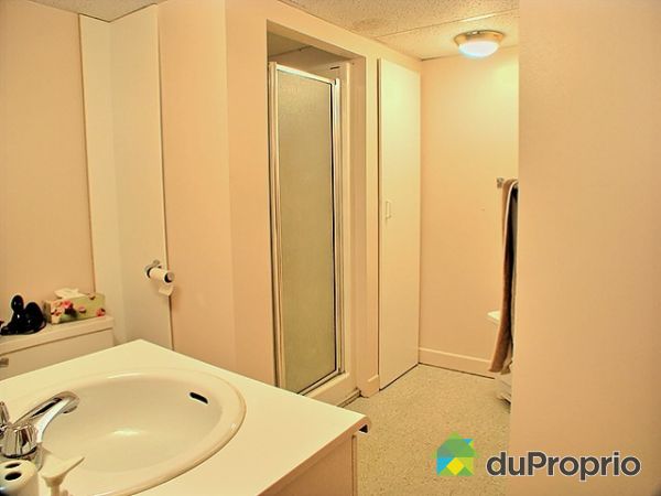 Salle de bain sous-sol