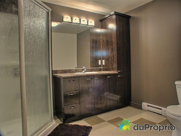 Salle de bain sous-sol