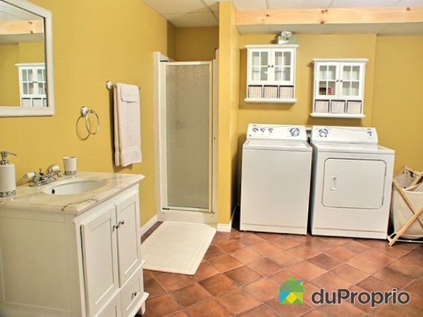 Salle de bain sous-sol
