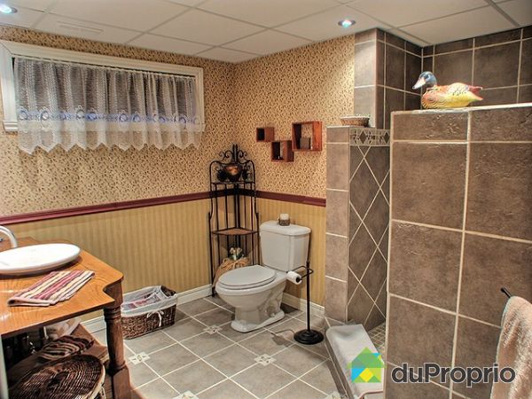 Salle de bain sous-sol