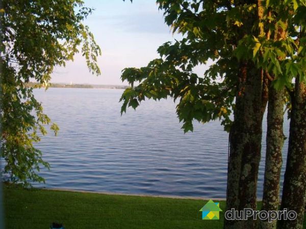 Vue sur le lac