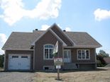 Bungalow in St-Anselme, Chaudiere-Appalaches Bungalow in St-Anselme, Chaudiere-Appalaches