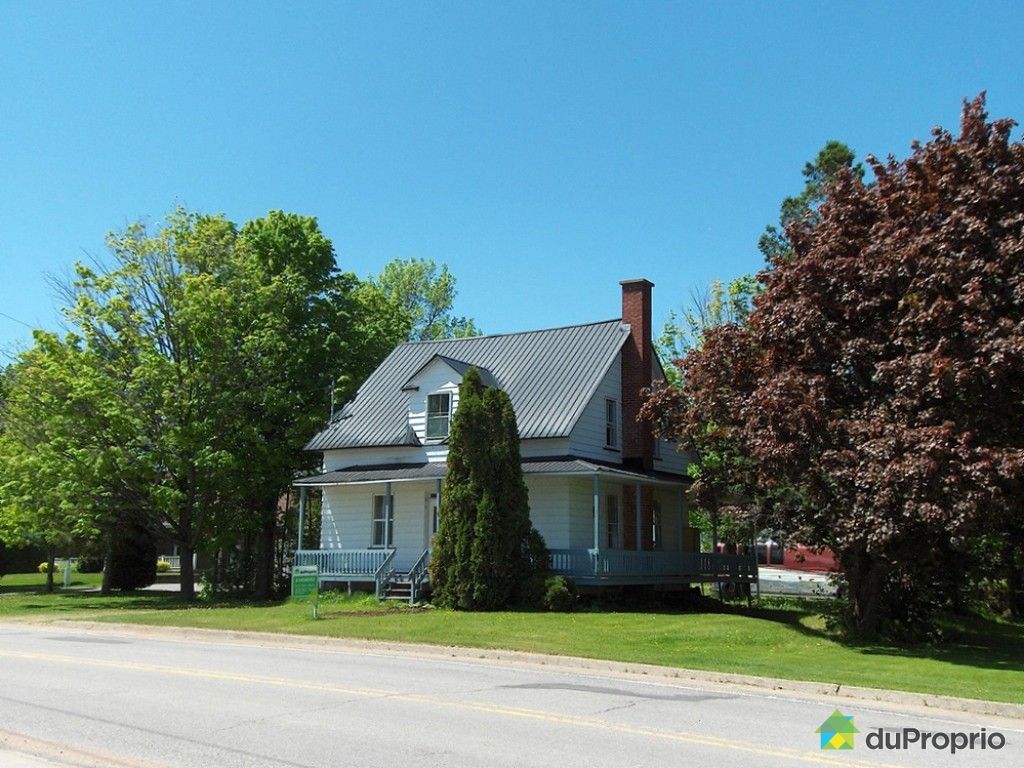 Maison à vendre StPierreLesBecquets, 114 route MarieVictorin