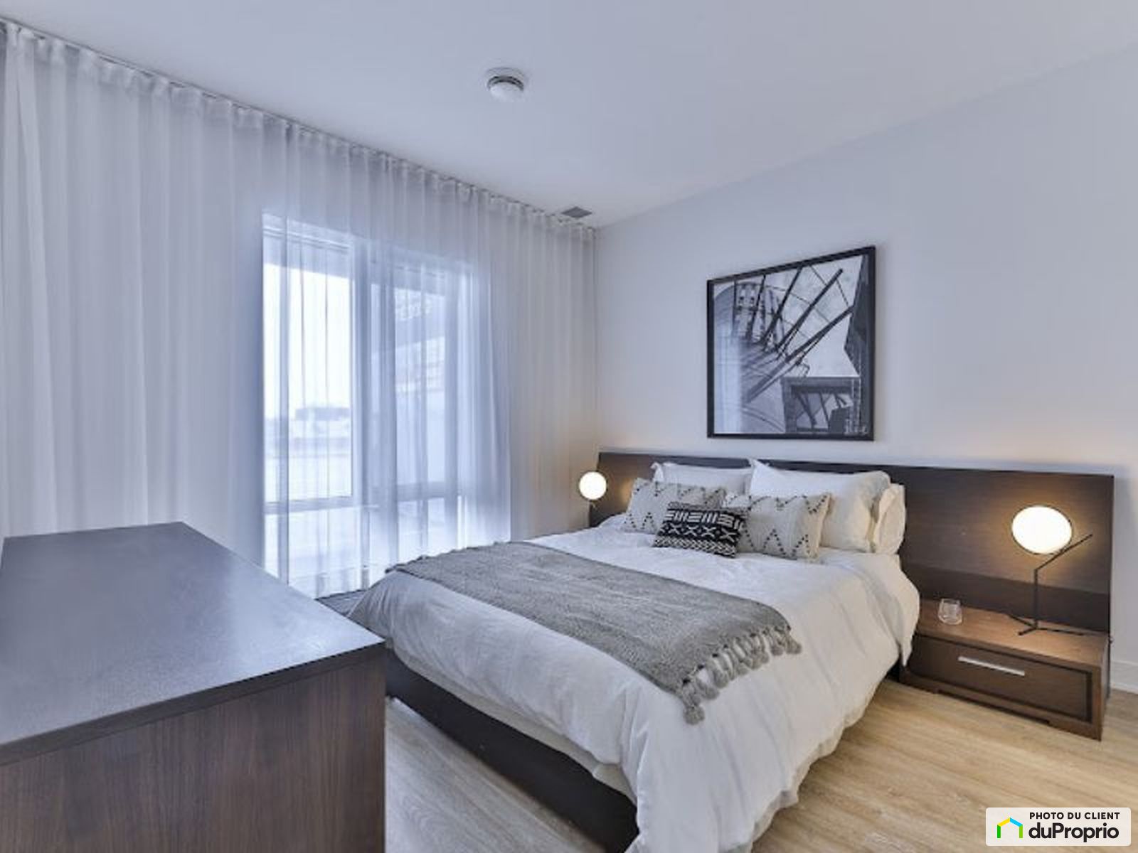 Rue Grenet Unit Vita Condos Phase Saint Laurent Louer