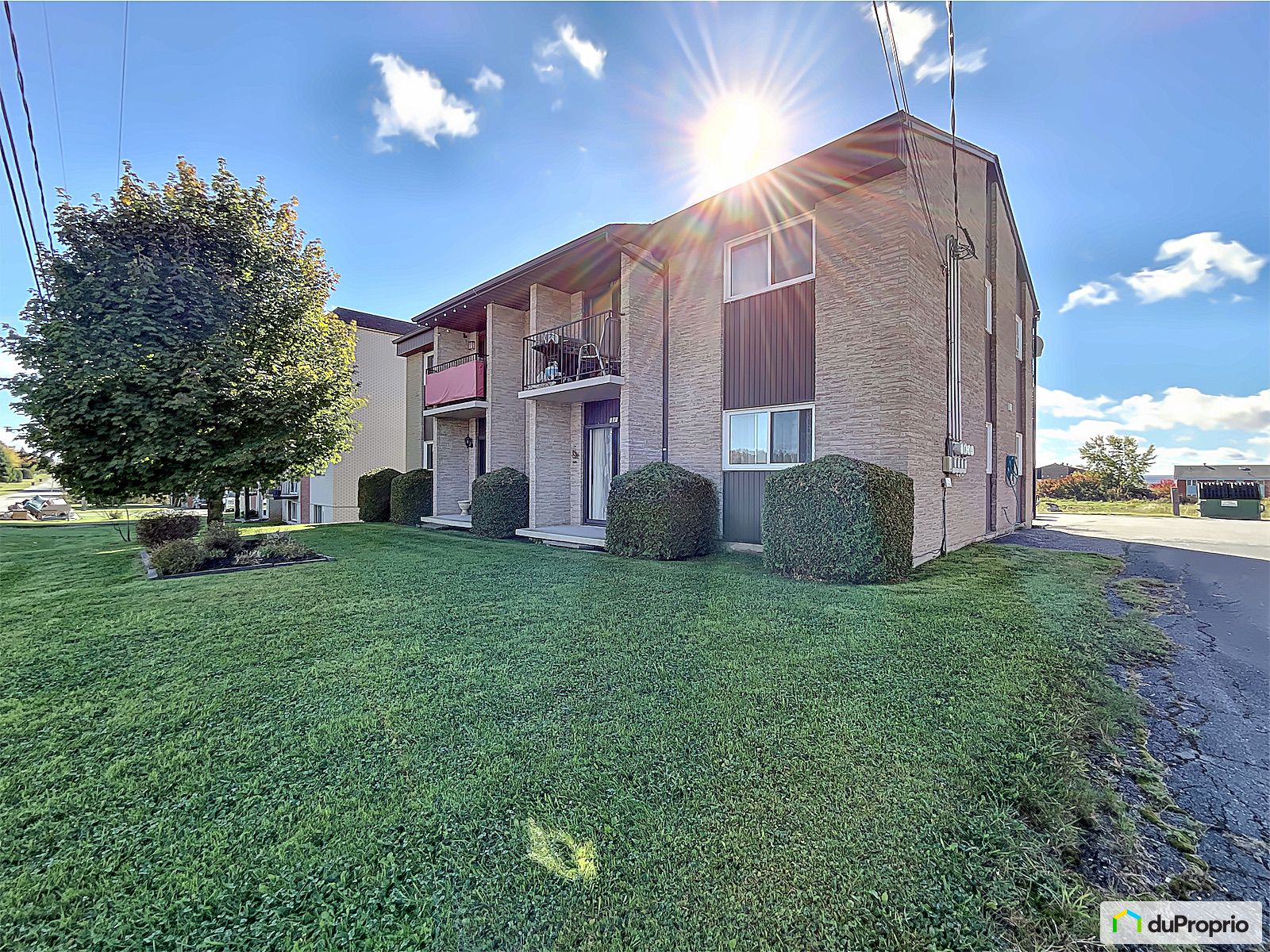 Quadruplex Vendre East Angus Chambres Salles De Bain