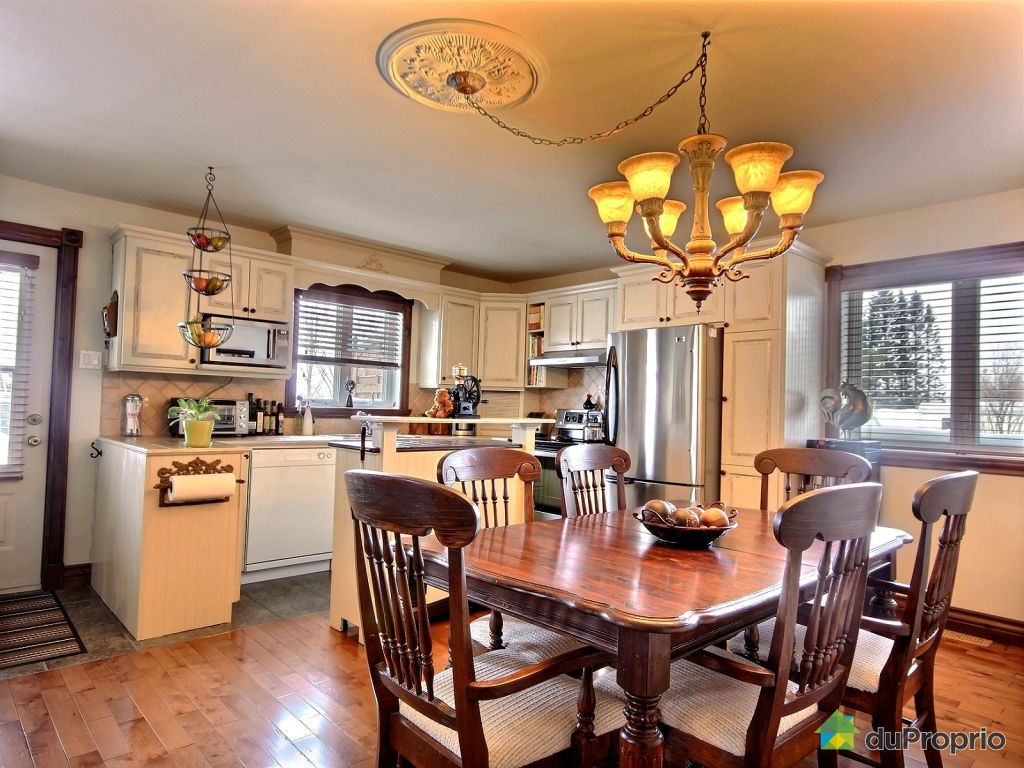 Vendre salle à manger en merisier