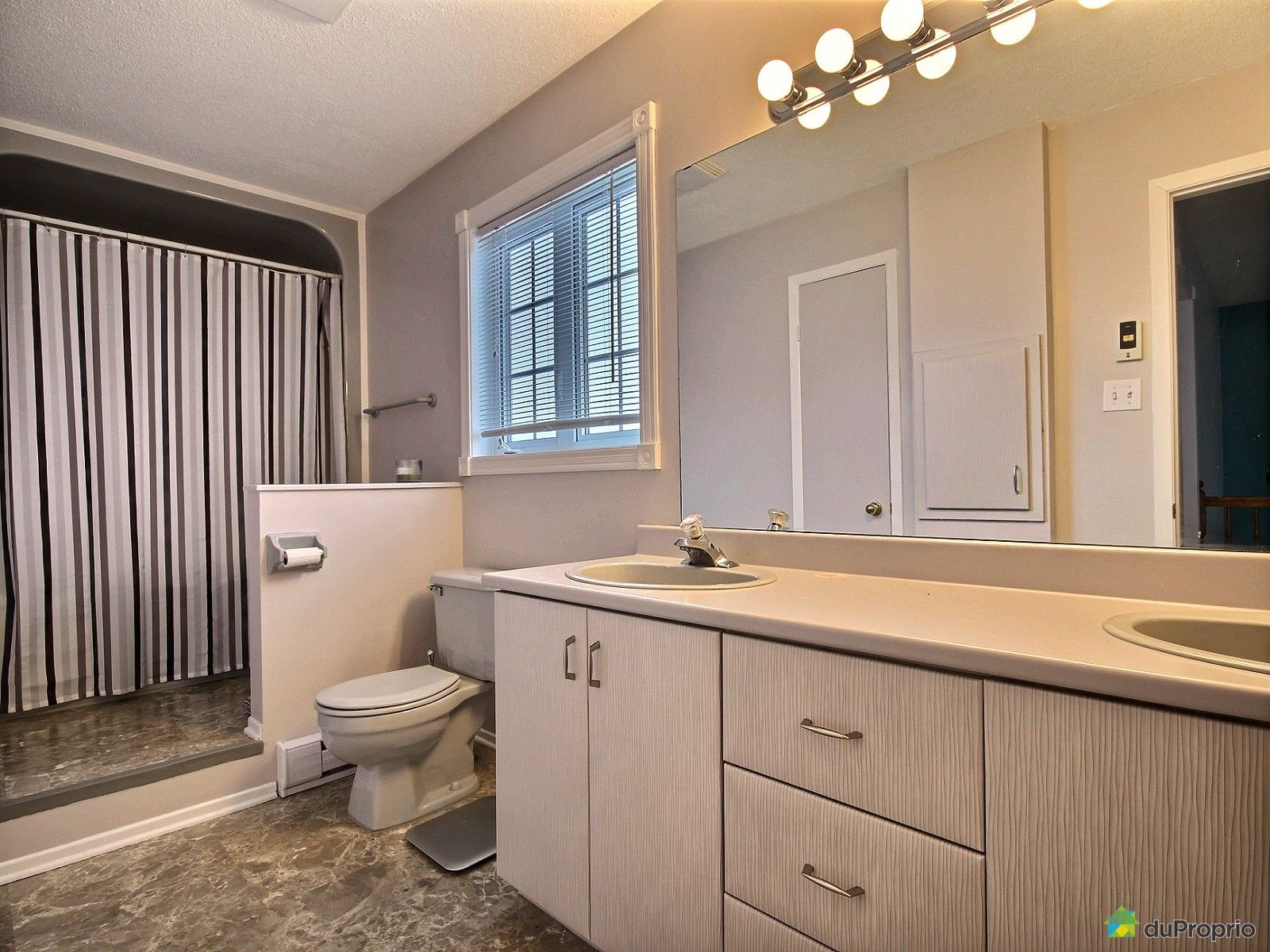 Fourgon Amenage Avec Salle De Bain ~ renovation salle de bain gatineau id es d co salle de bain of salle Fourgon Amenage Avec Salle De Bain ~ renovation salle de bain gatineau id es d co salle de bain of salle