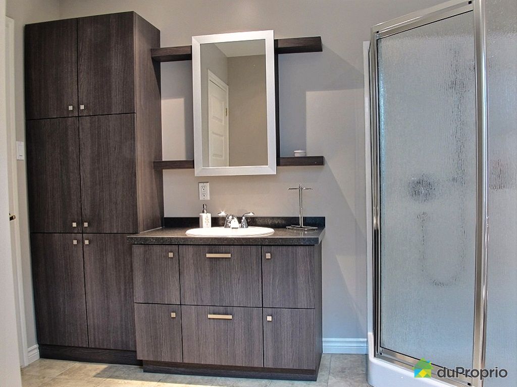 Pharmacie de salle de bain a vendre – bail locatif meuble