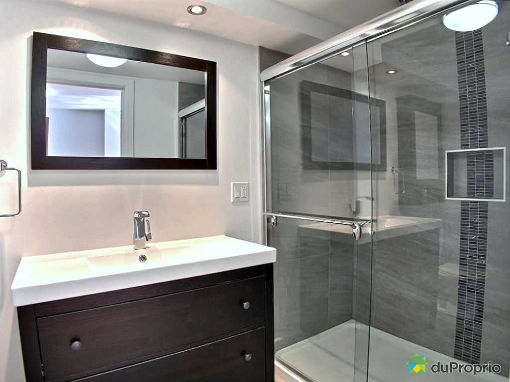 Décoration salle de bain sous sol