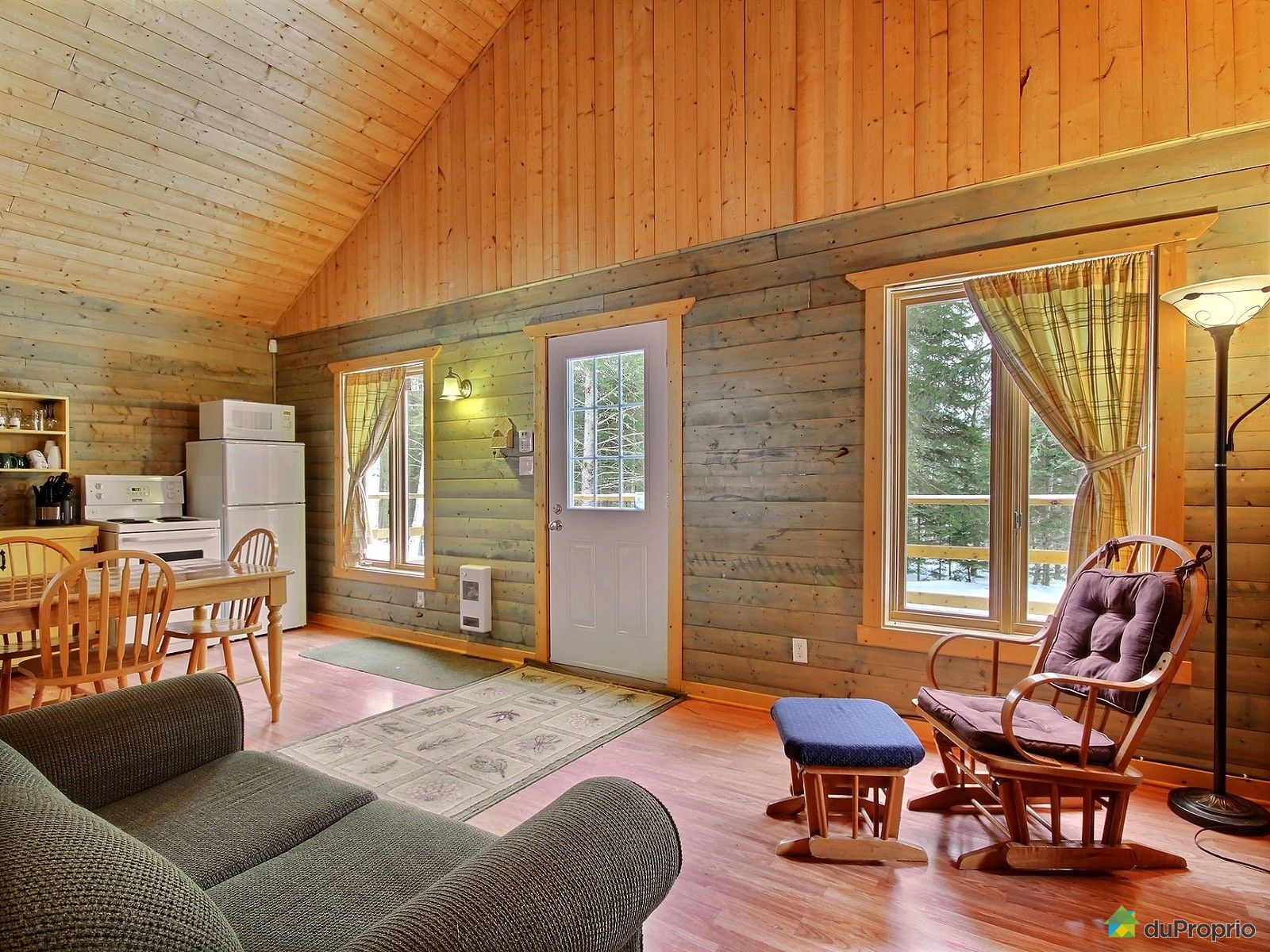 Chalet à vendre StFerréollesNeiges, 1601 rang SaintAntoine