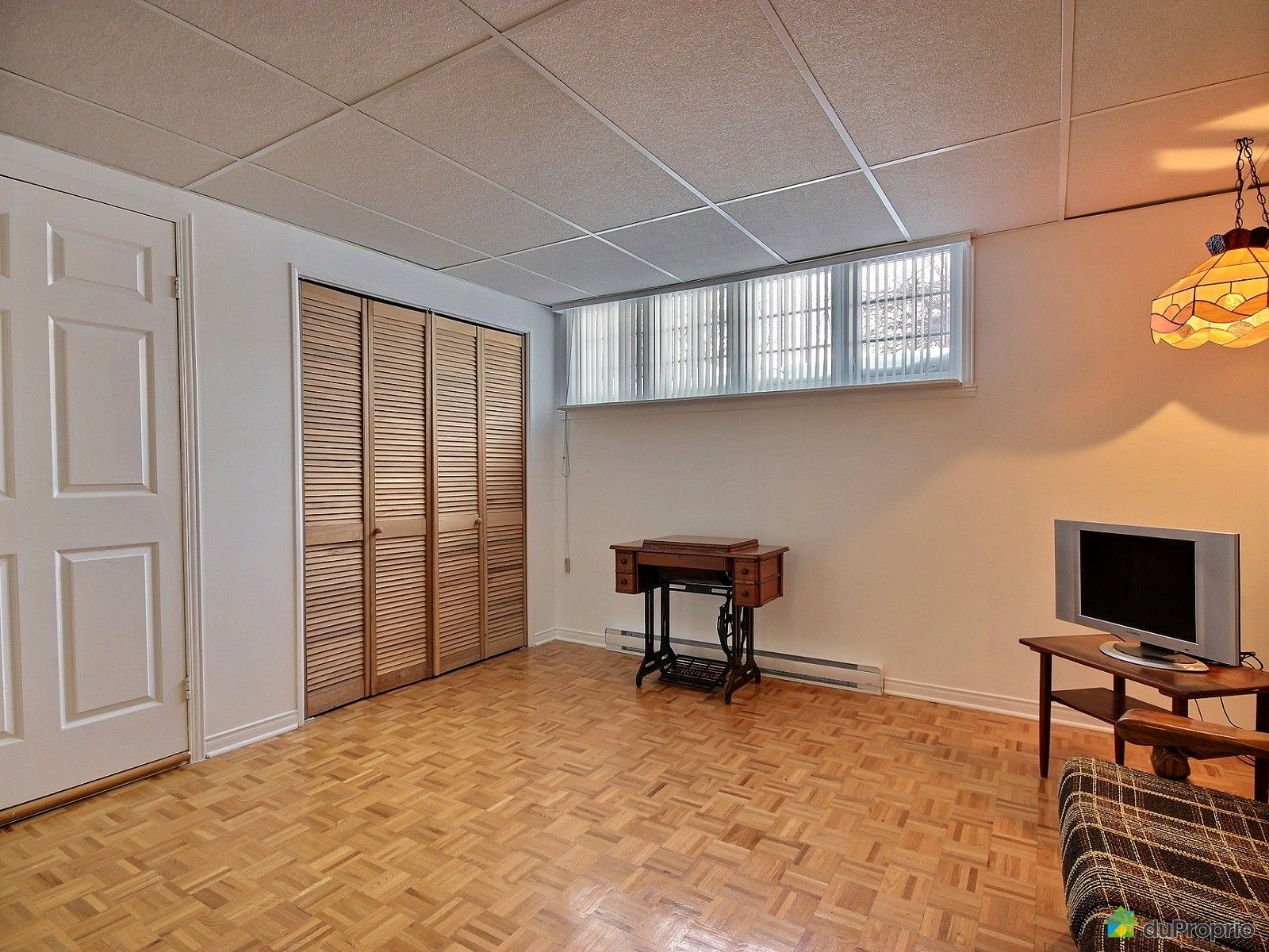 Maison moderne avendrelaval – lombards