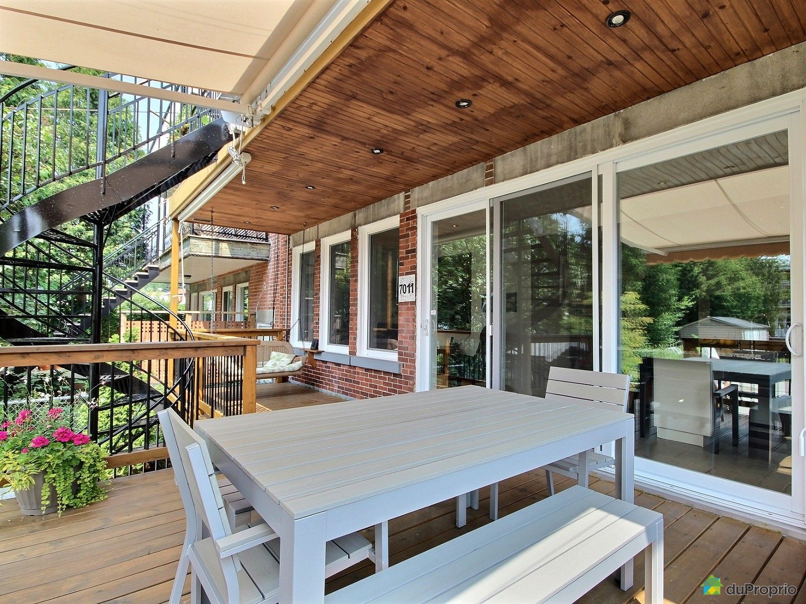 Triplex sold in Montreal DuProprio 540367