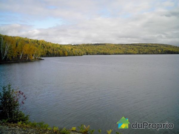 Vue sur le lac