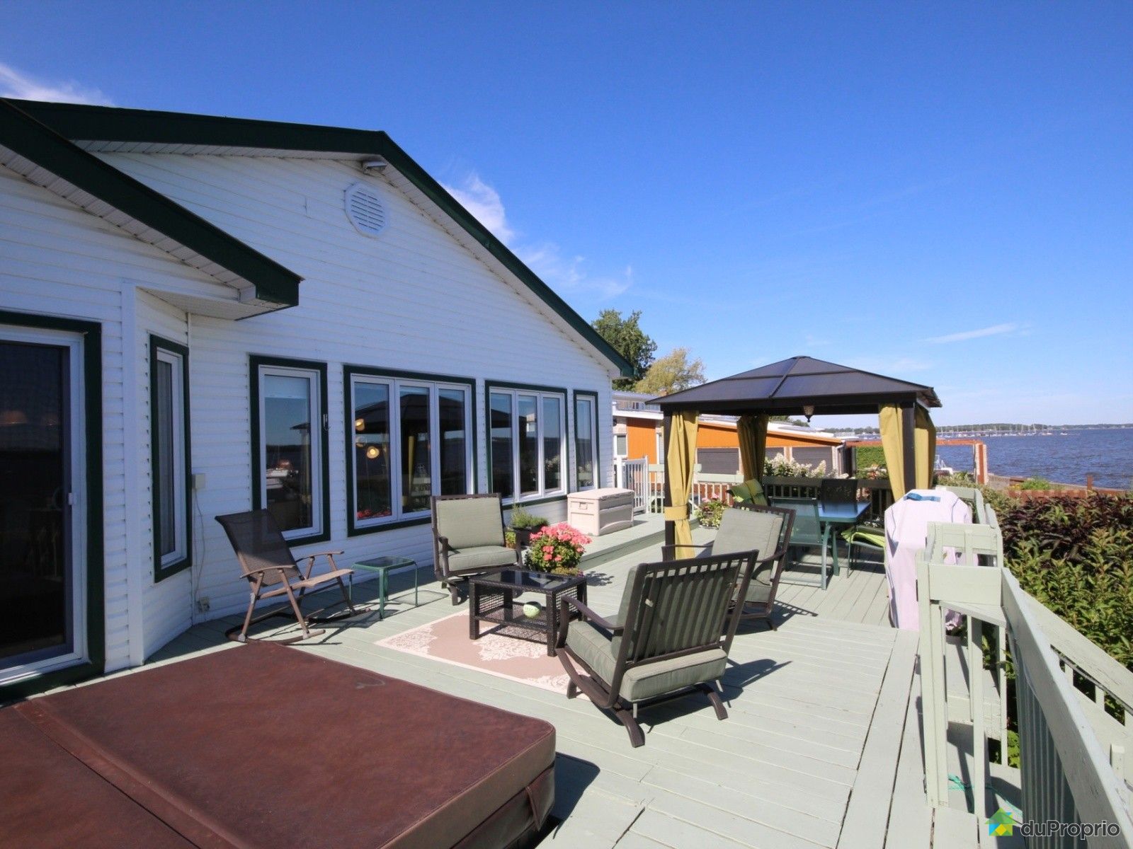 Maison à vendre PointeCalumet, 161 avenue 21e, immobilier Québec