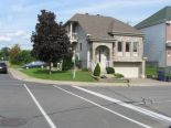 Triplex � Ste-Doroth�e, Laval