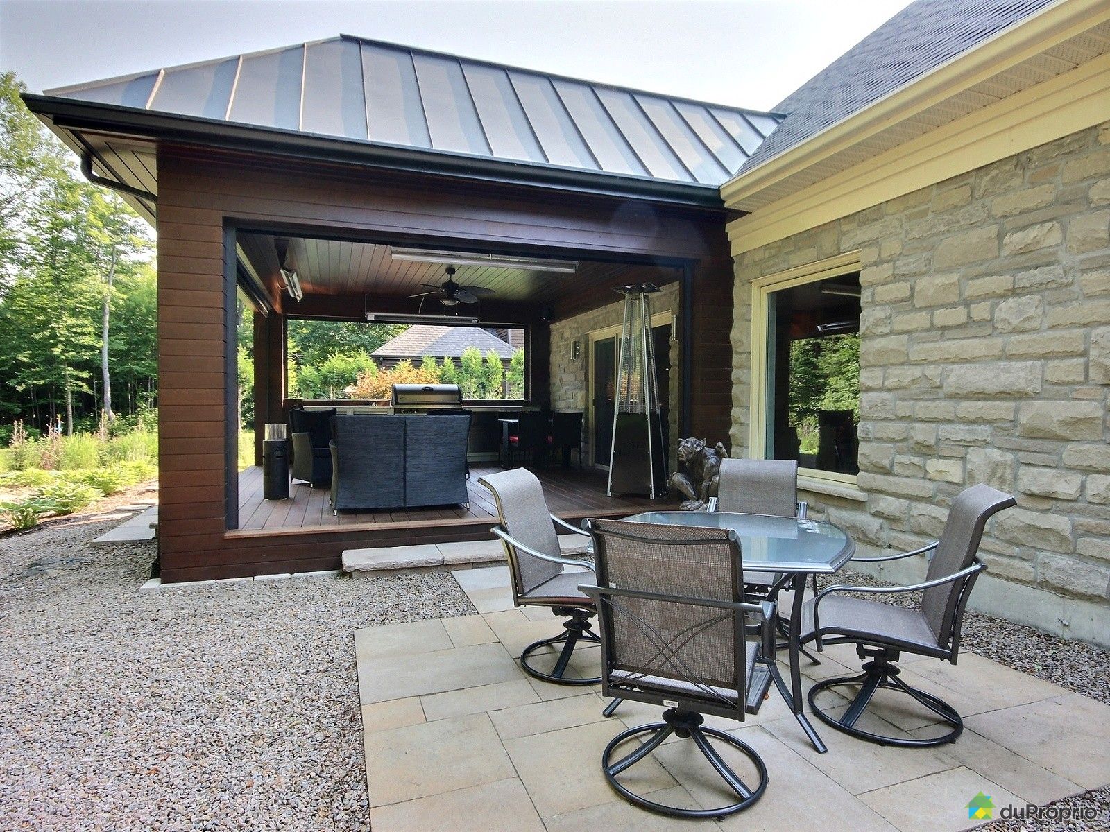 Maison à vendre FossambaultSurLeLac, 32 rue de la Pointe aux Bleuets, immobilier Québec Maison à vendre FossambaultSurLeLac, 32 rue de la Pointe aux Bleuets, immobilier Québec