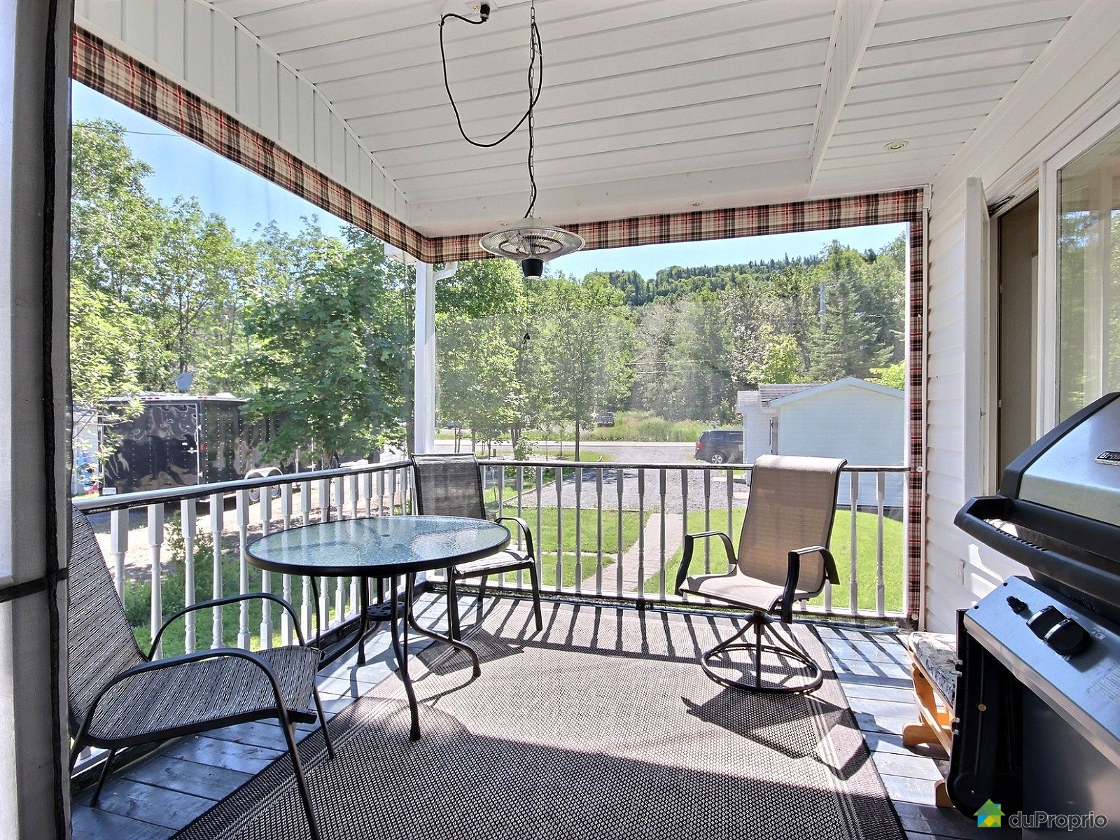 Maison à vendre StMathieuDeRioux, 138 chemin du Lac Sud, immobilier