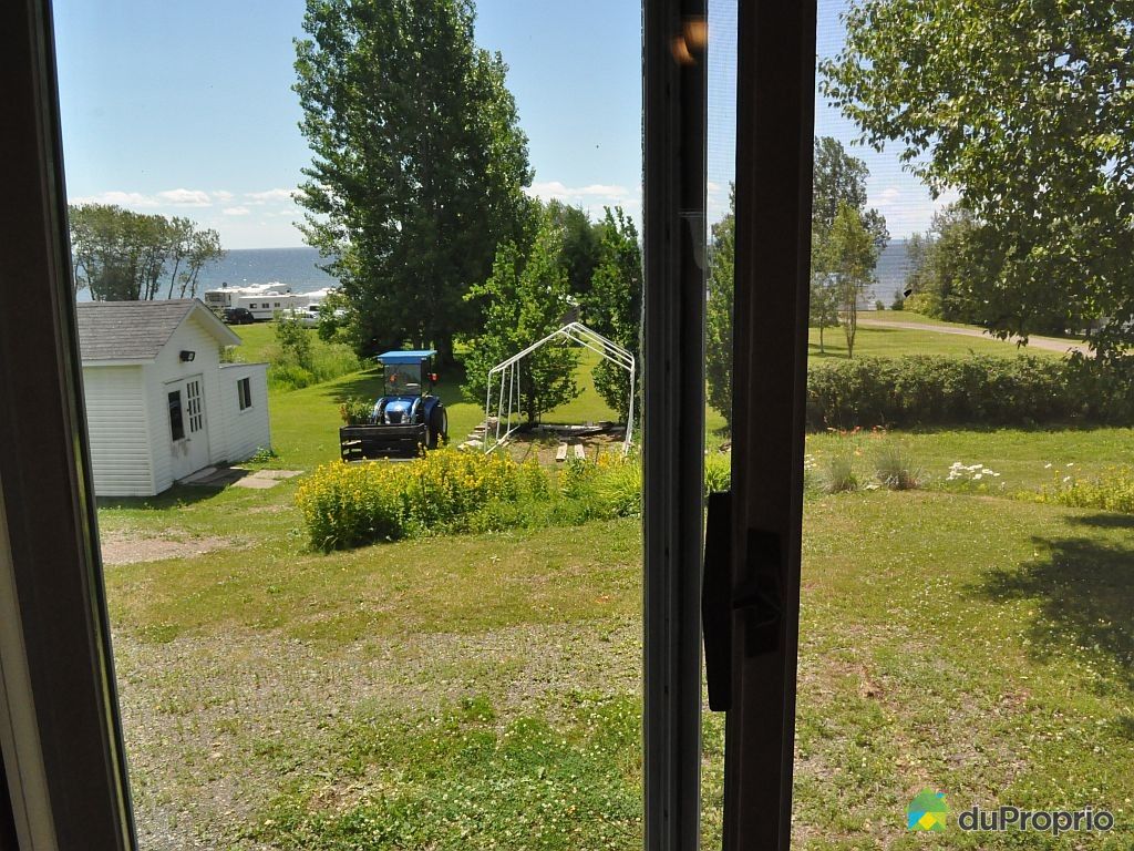 Maison à vendre Caplan, 246 boulevard Perron Ouest, immobilier Québec