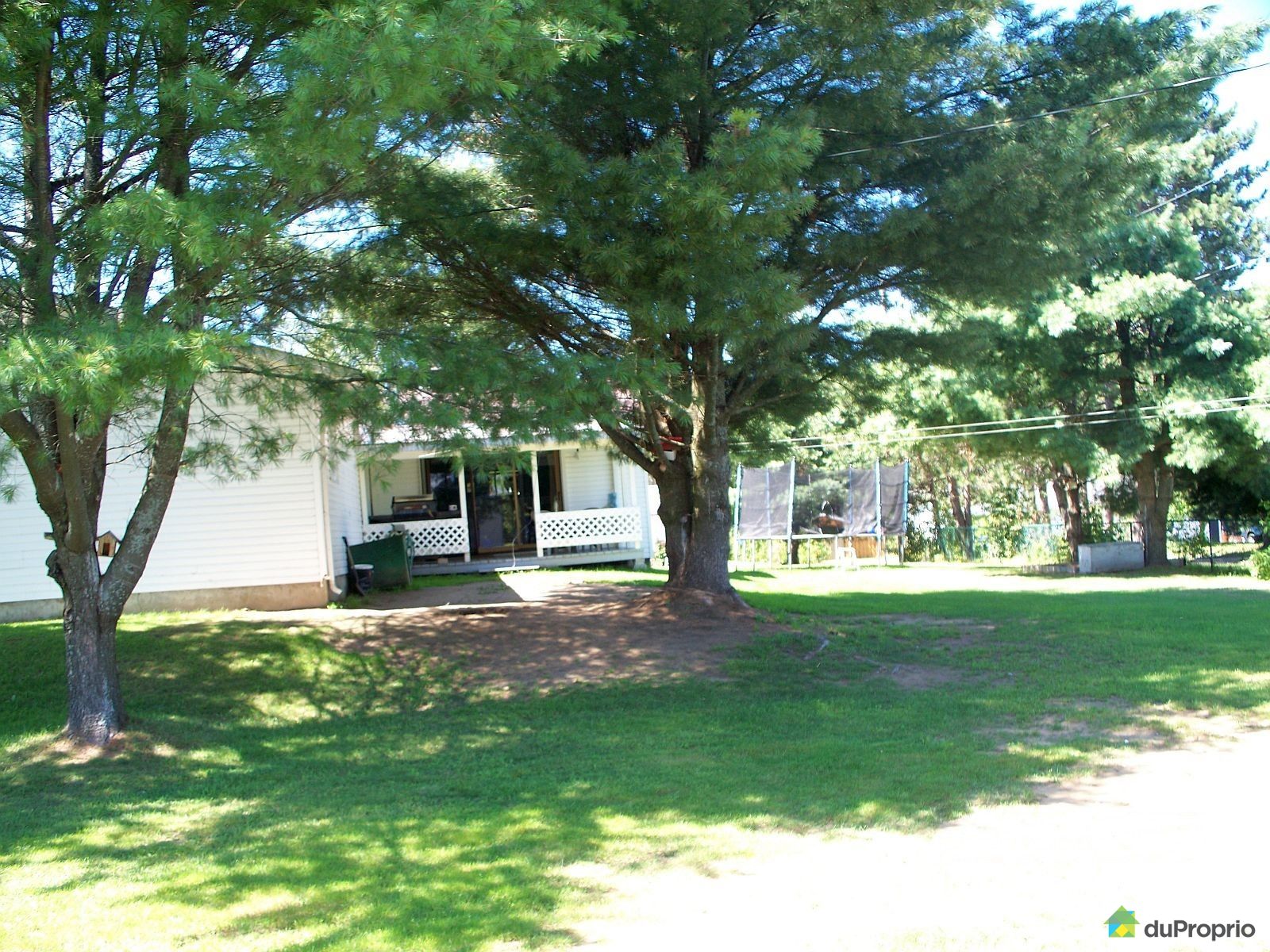 Maison à vendre MontLaurier, 1632 rue du Domaine, immobilier Québec DuProprio 574951 Maison à vendre MontLaurier, 1632 rue du Domaine, immobilier Québec DuProprio 574951