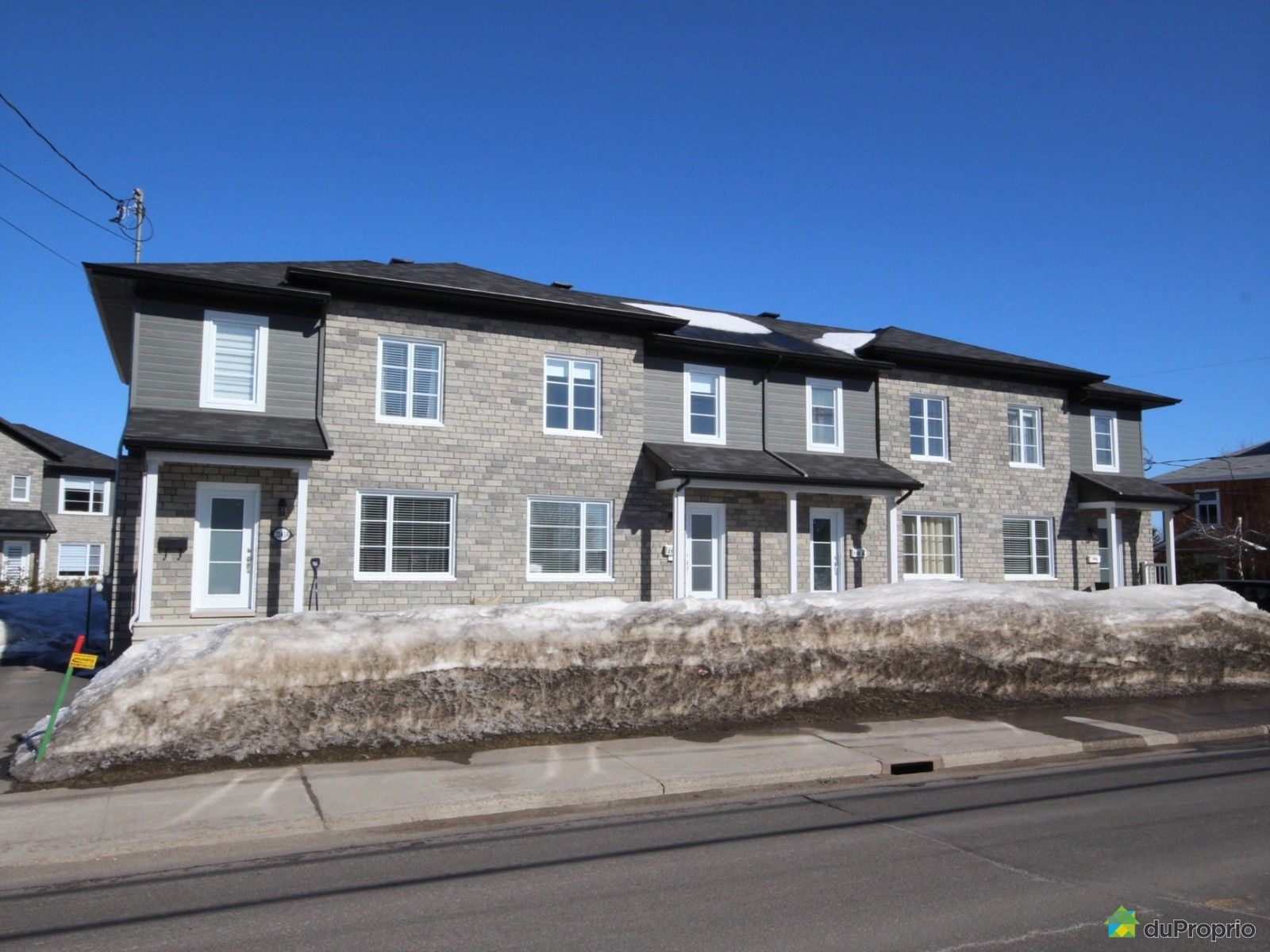 Maison à vendre L'AncienneLorette, 2141B rue NotreDame, immobilier