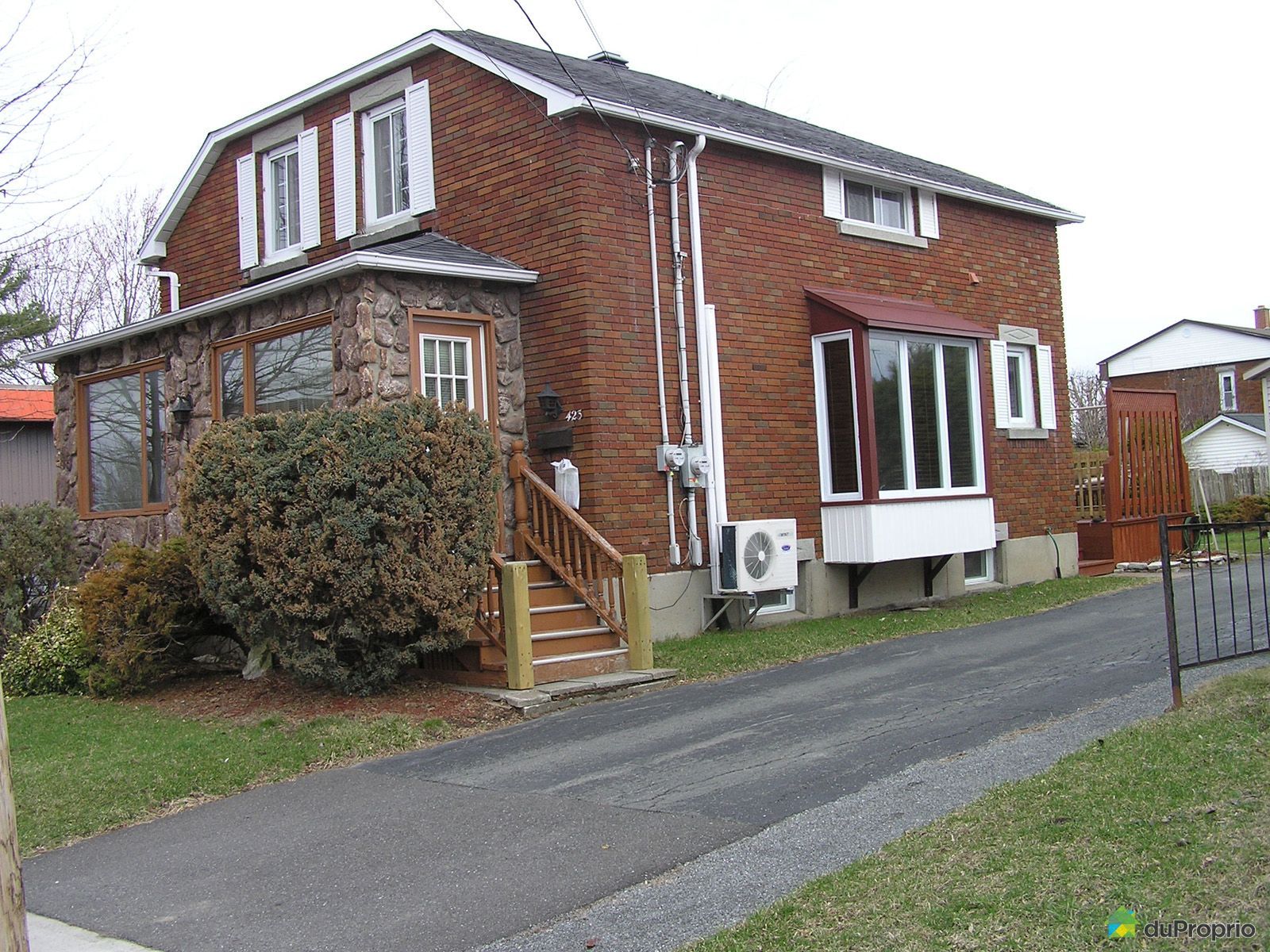 Duplex à vendre Granby, 421423 rue SaintJean, immobilier Québec