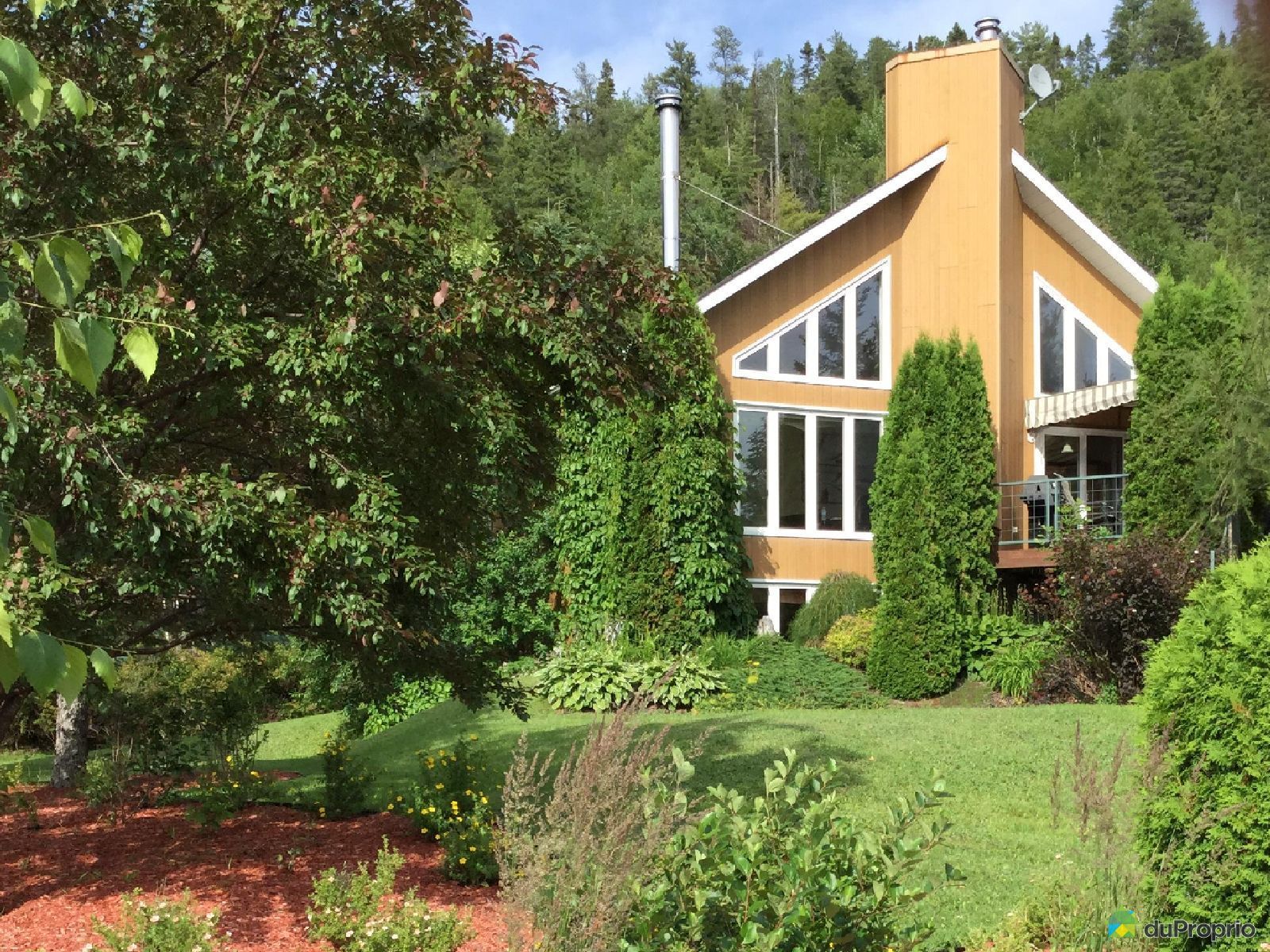 Bungalow Surélevé vendu LacKénogami, immobilier Québec DuProprio