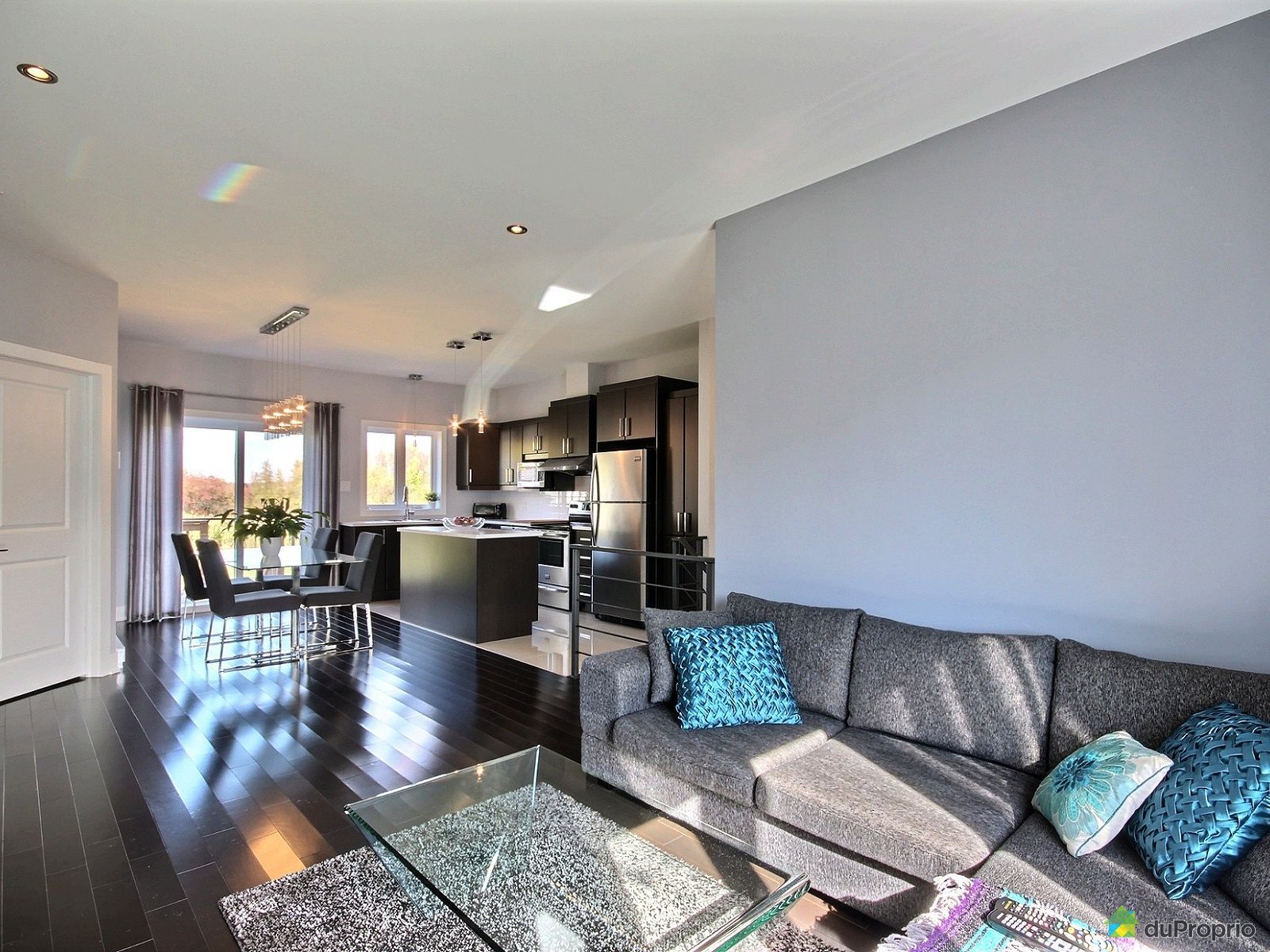 Maison à vendre carignan, 2350 rue gertrude, immobilier québec ...