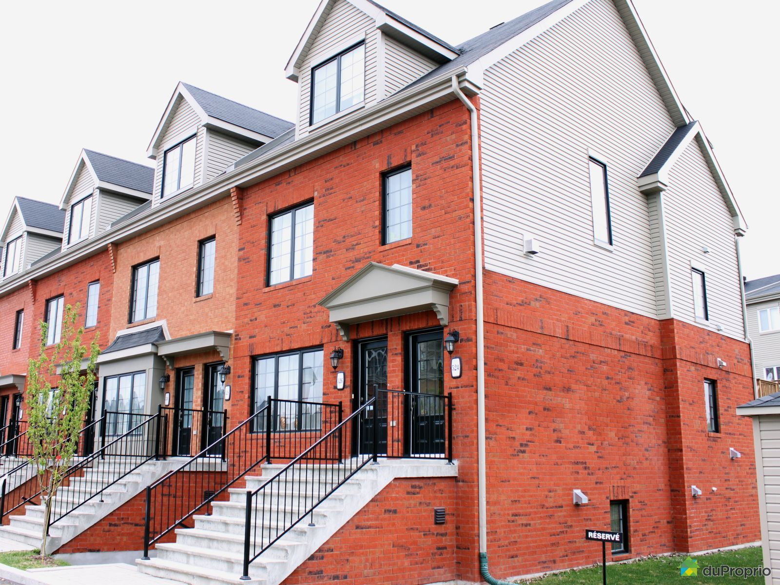 524, rue Étienne Lavoie, SteDorothée à vendre DuProprio