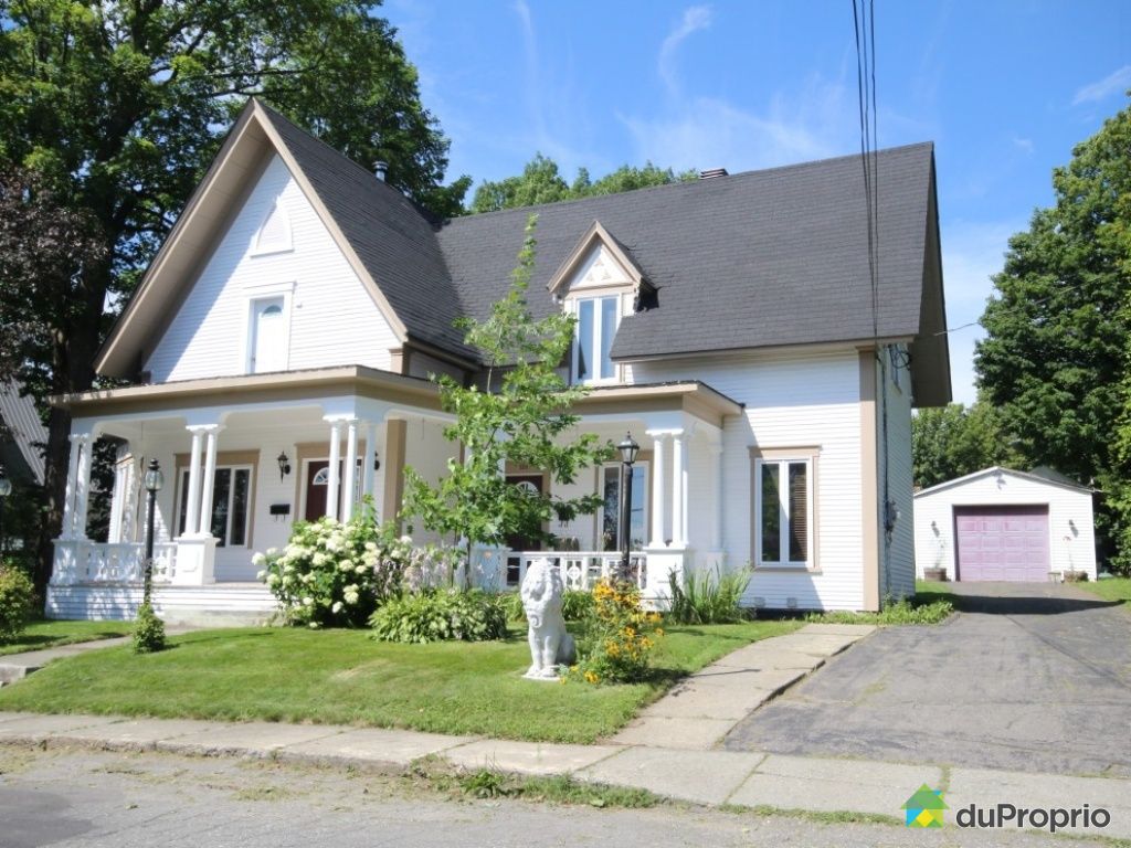 126, rue Monseigneur Durand, Coaticook à vendre DuProprio