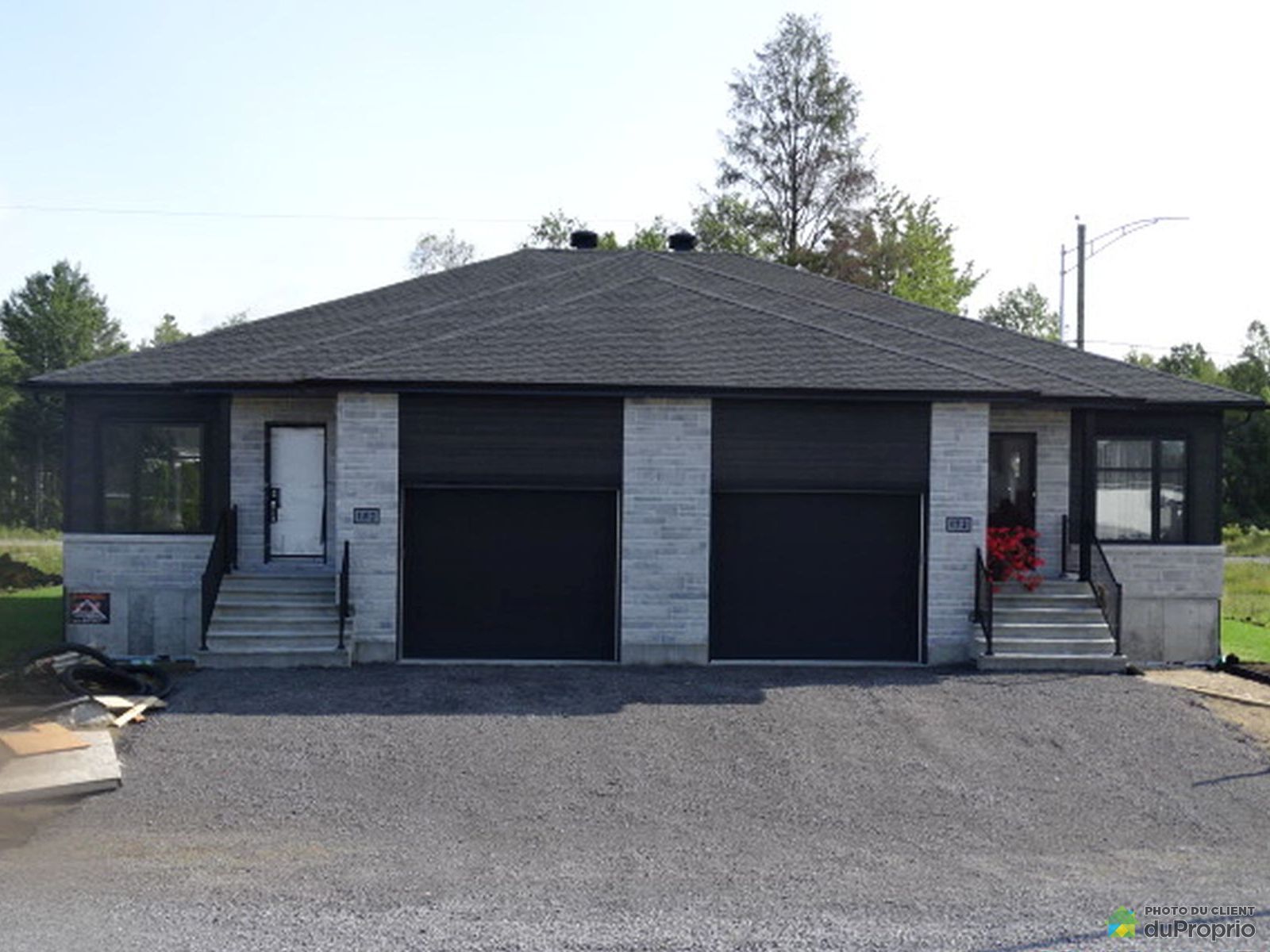 Maison modèle à visiter 182 avenue des Dalles Par B2G2 Construction