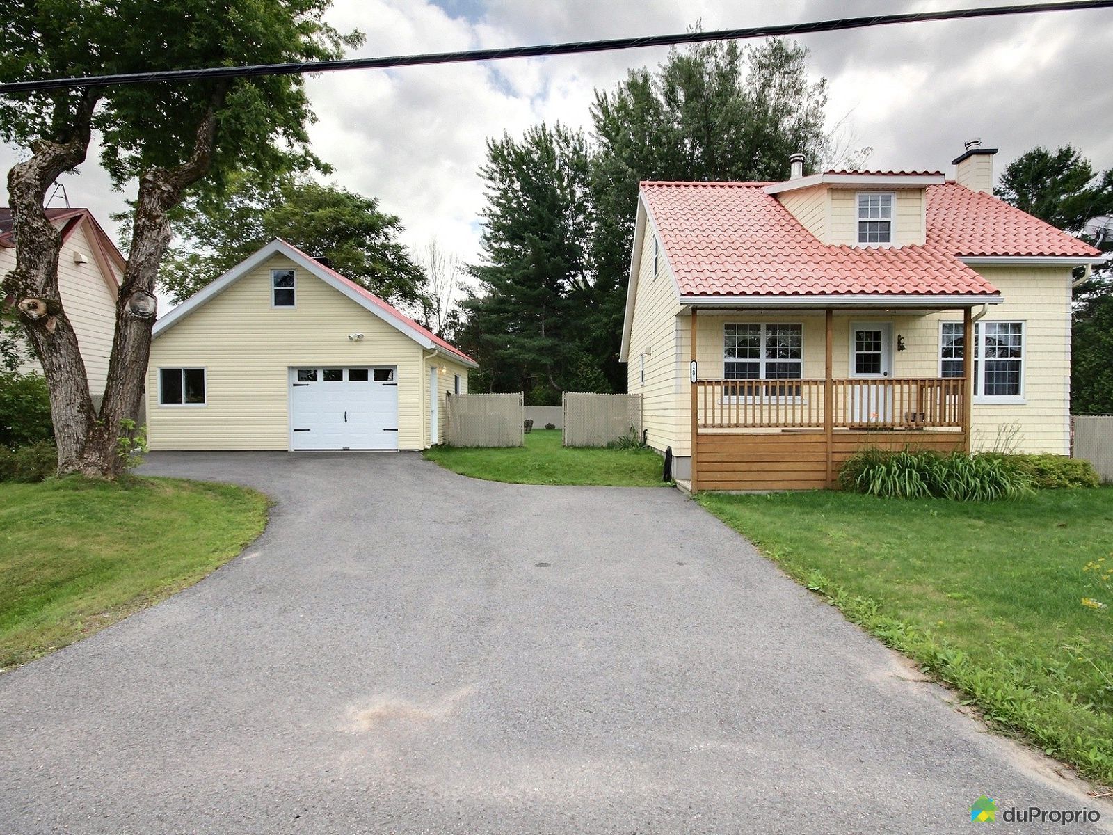 20, route de la JacquesCartier, SteCatherinedelaJC à vendre