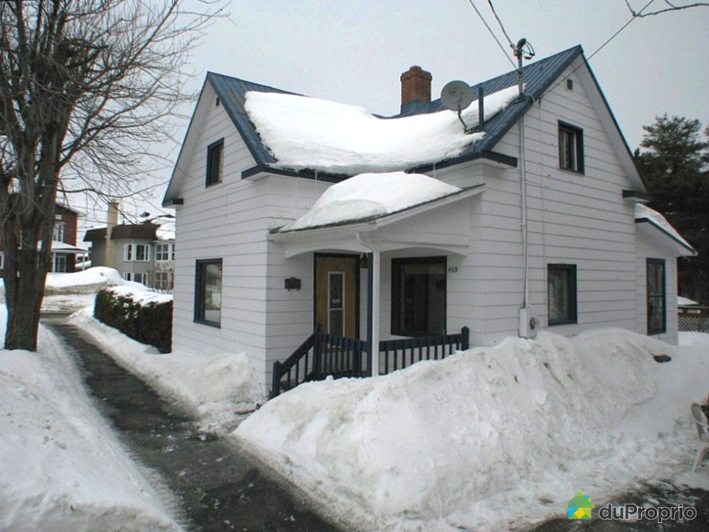 Maison A Vendre Lac Megantic Bord De L Eau maison a vendre a lac-megantic - proprietes-etangs-a-vendre.com