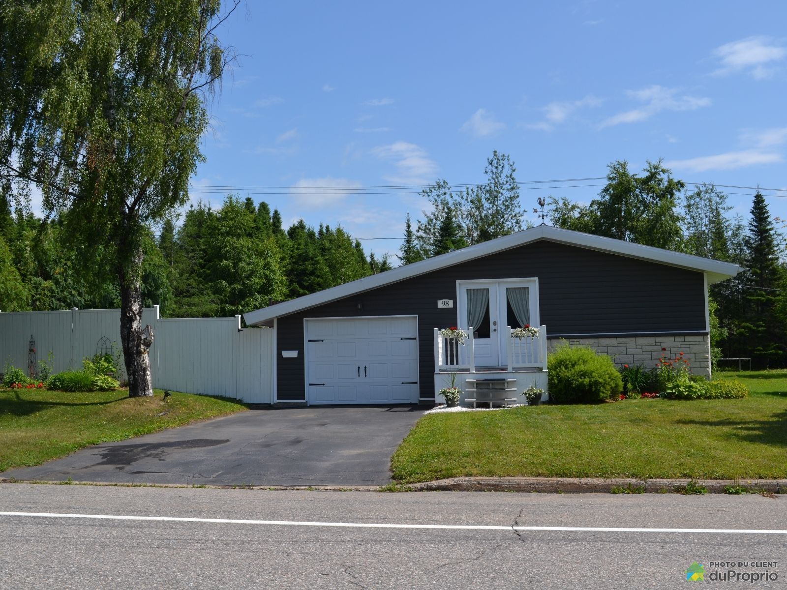98, rue des Rochelois, PortCartier à vendre DuProprio
