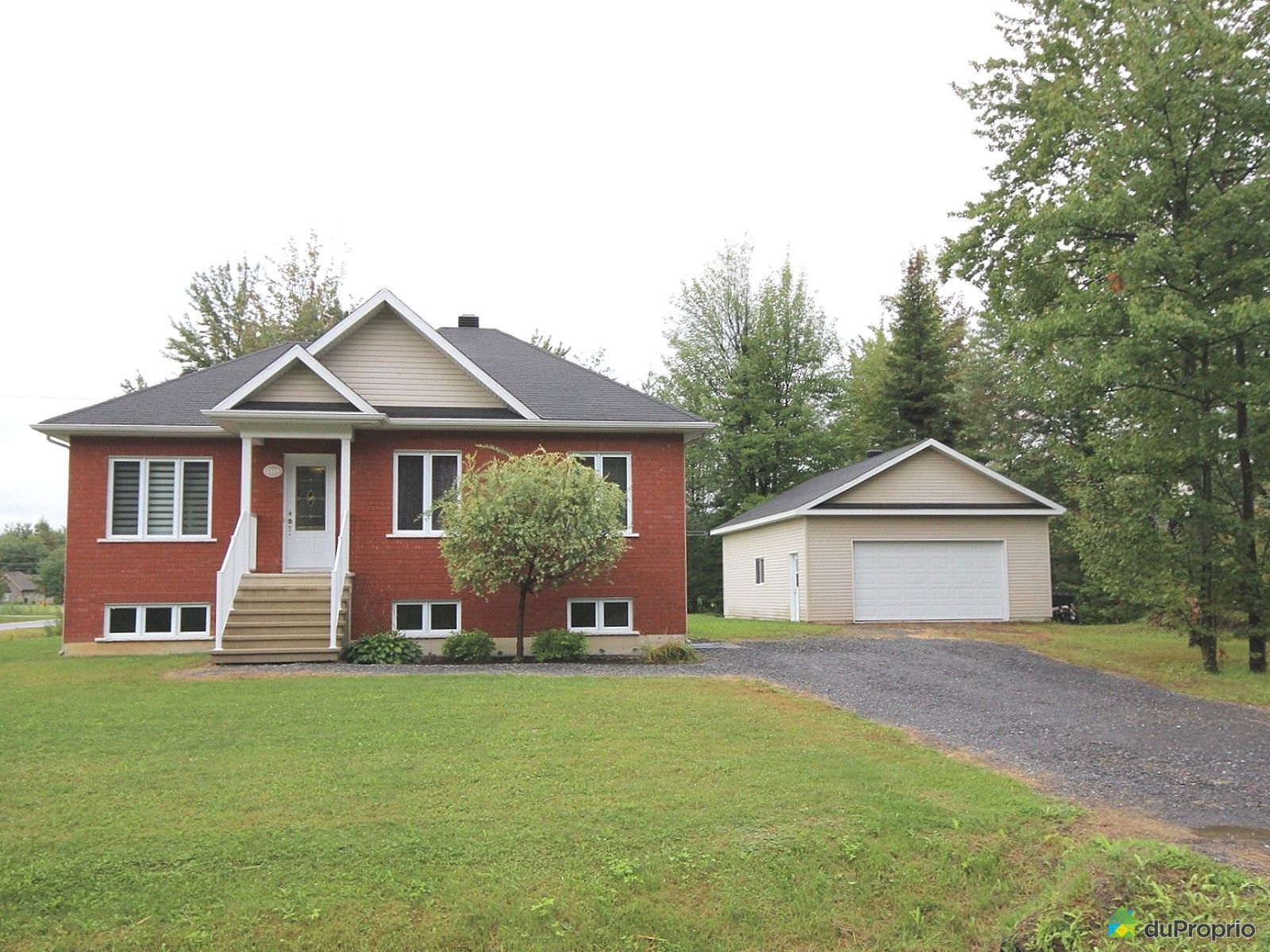1810, rue Gélase, StCyrilleDeWendover à vendre DuProprio