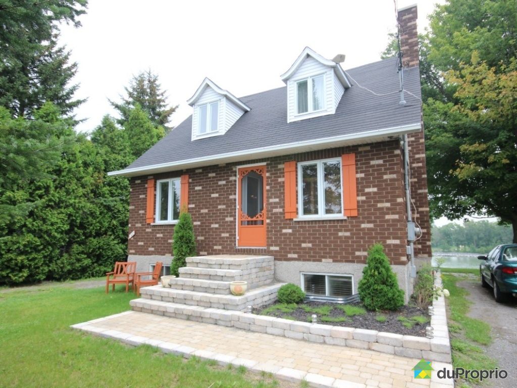 1455, rue SaintJeanBaptiste, StRochDeRichelieu à vendre DuProprio 1455, rue SaintJeanBaptiste, StRochDeRichelieu à vendre DuProprio