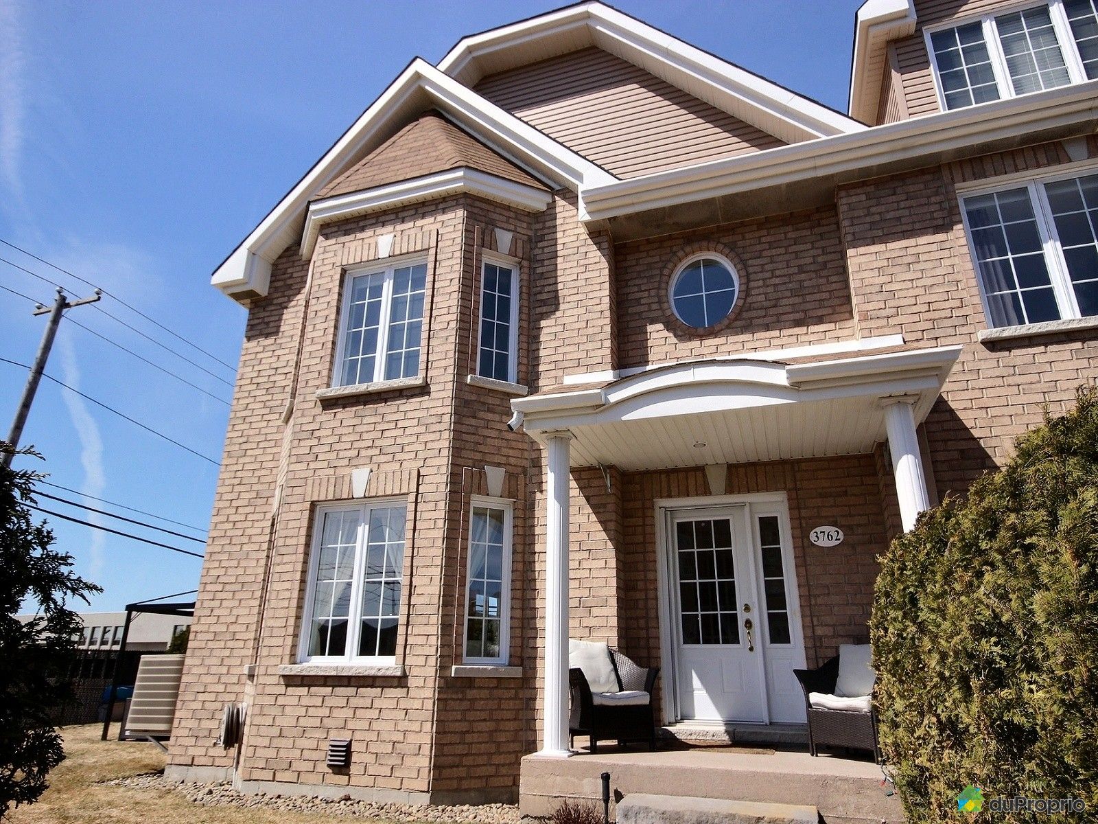 SaintLaurent à vendre DuProprio