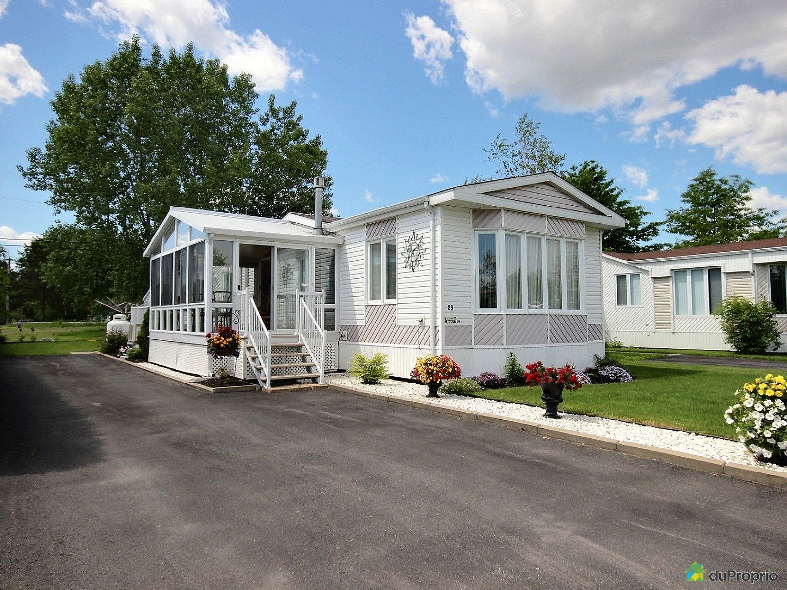 29, rue de la Calèche, StBasileLeGrand à vendre DuProprio 29, rue de la Calèche, StBasileLeGrand à vendre DuProprio
