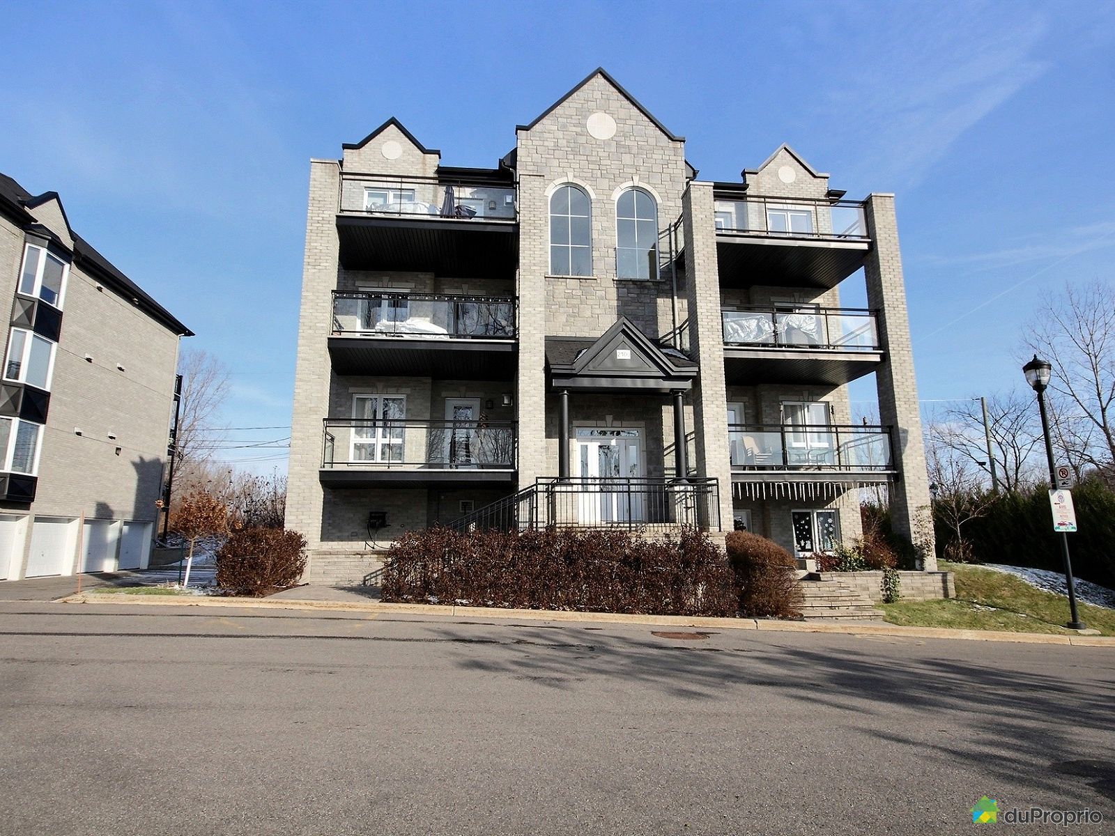 4022100 rue Bonaventure, SteDorothée for sale DuProprio