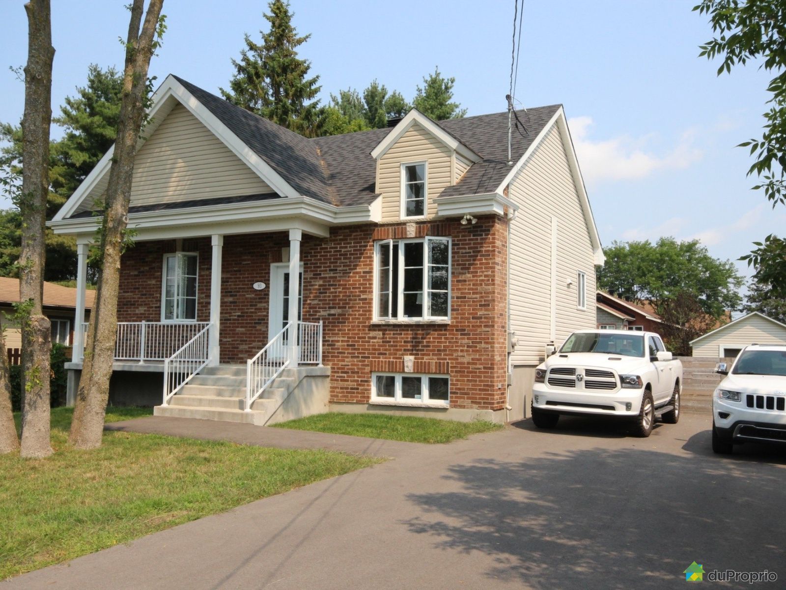 93 40e Avenue, SteMartheSurLeLac for sale DuProprio