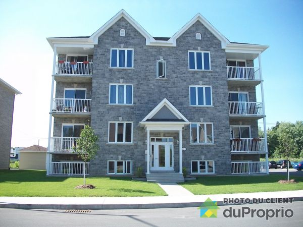 4-661 rue du Douvain, Beauport for rent