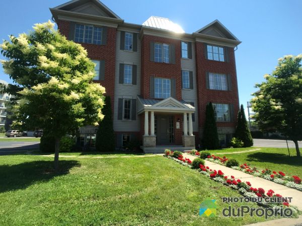 1-7490 rue Lautrec, Brossard for rent