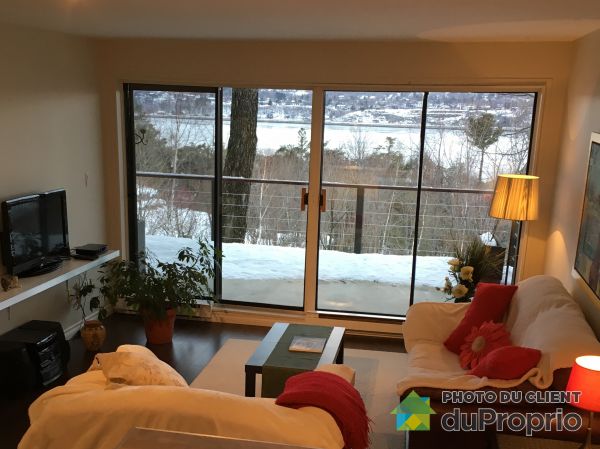 Apartment Living Room - 1451 rue des Caps, St-Romuald for rent